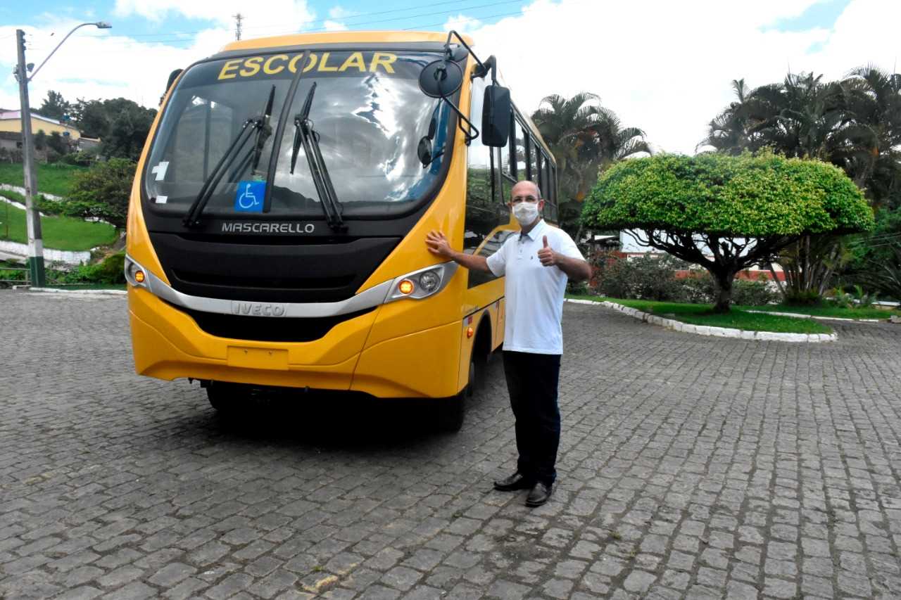 Camacã: Prefeitura recebe mais um Micro Ônibus Escolar
